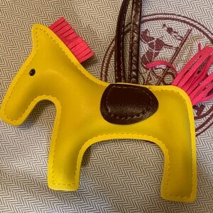 Authentic Hermes Leather horse 🐴 charm . Must have for Kelly or Birkin.Brand new